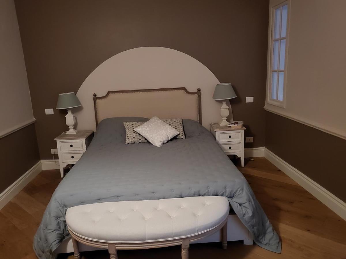 Suite Indipendente In Villa ฟอร์เมลโล ภายนอก รูปภาพ